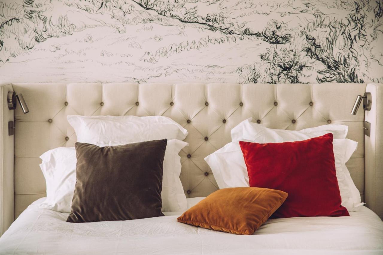 Mas Des Herbes Blanches Hotel & Spa - Relais & Chateaux Joucas Bagian luar foto