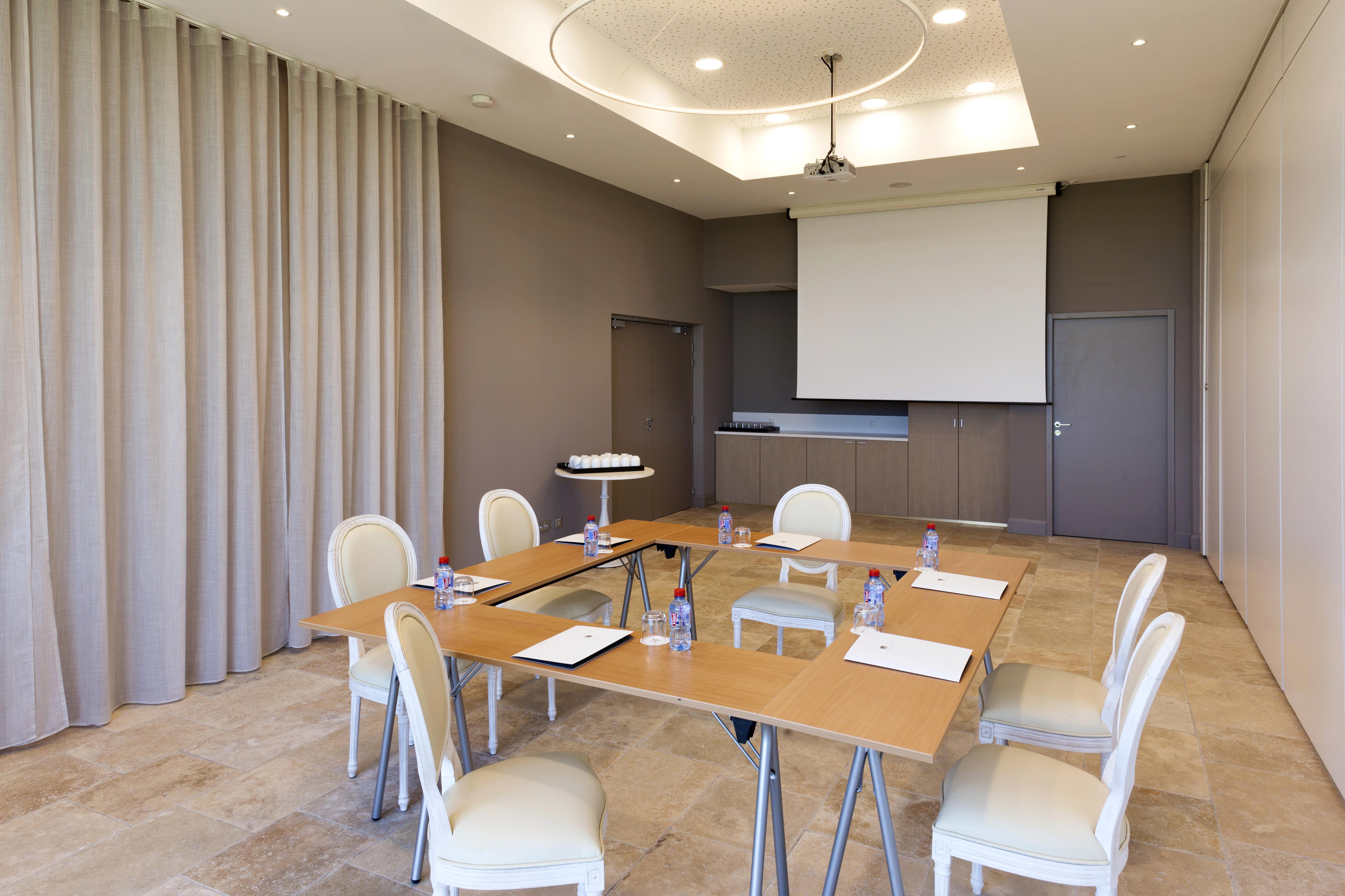Mas Des Herbes Blanches Hotel & Spa - Relais & Chateaux Joucas Bagian luar foto