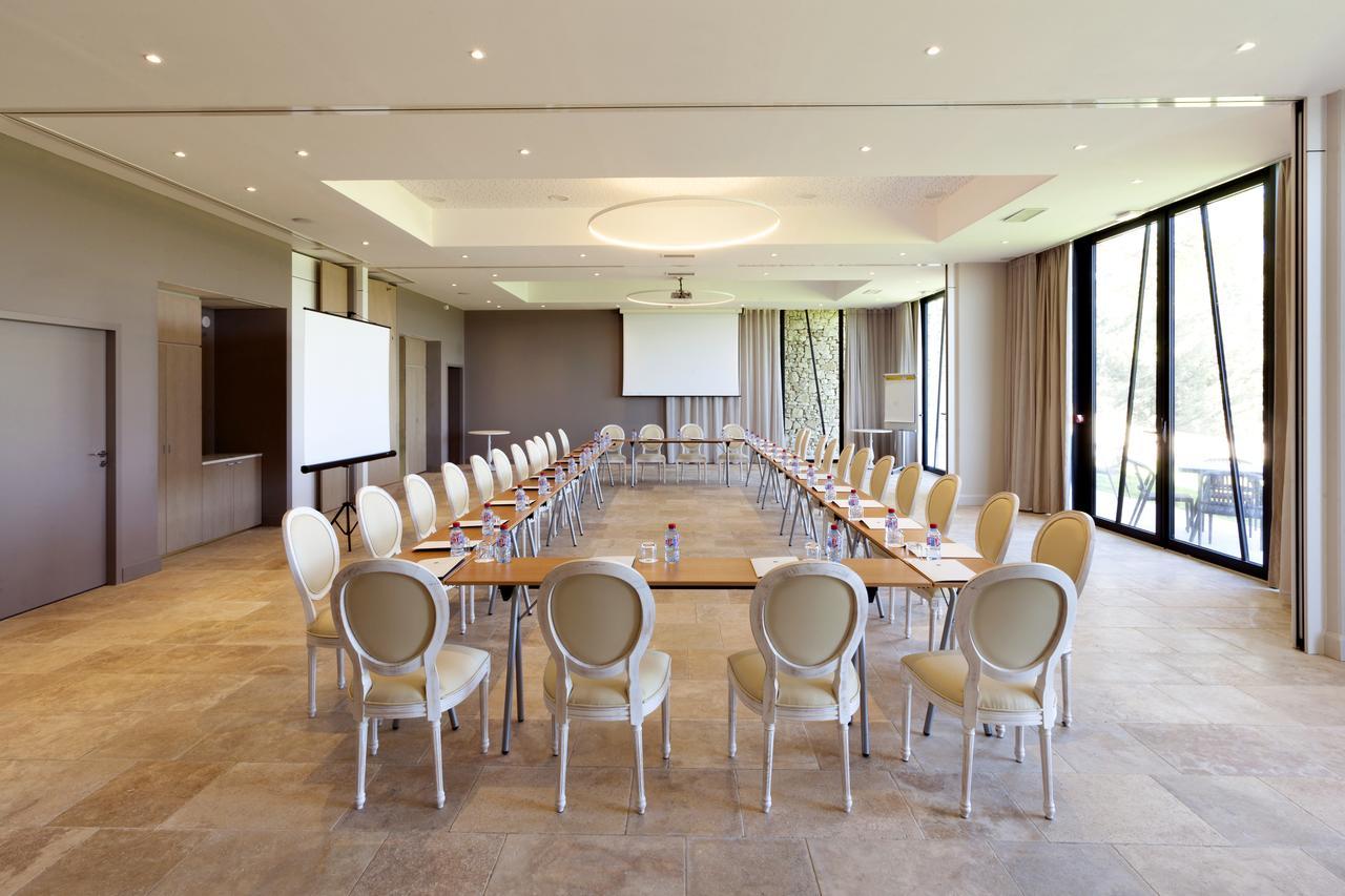 Mas Des Herbes Blanches Hotel & Spa - Relais & Chateaux Joucas Bagian luar foto