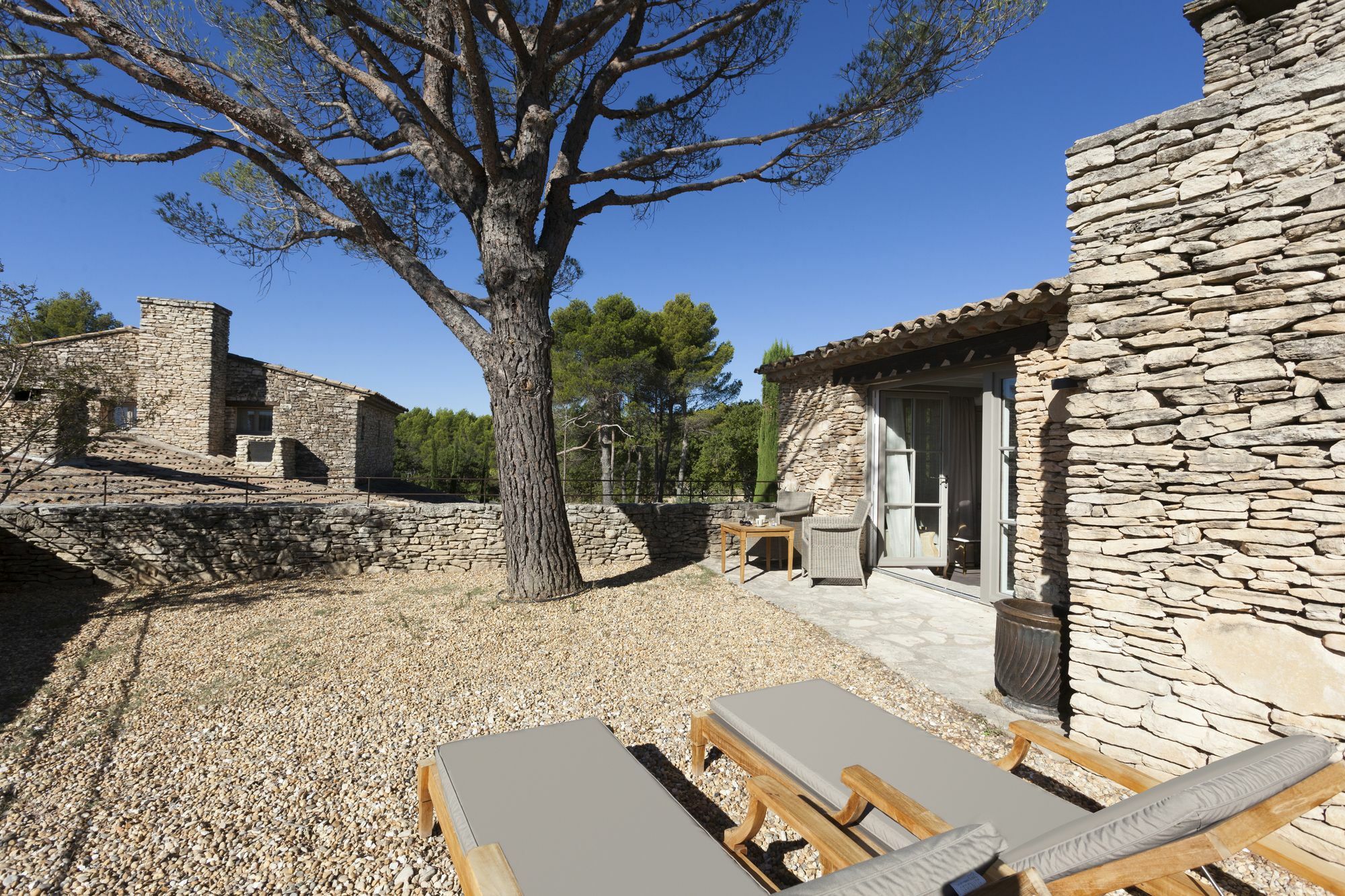 Mas Des Herbes Blanches Hotel & Spa - Relais & Chateaux Joucas Bagian luar foto